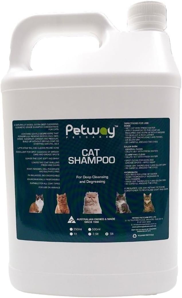 Petway Petcare Cat Shampoo, Natural Dandruff Shampoo, pH Balanced Cat Grooming Supplies with Plant-Derived Surfactant, Free of DEA, Phosphates, Parabens & Enzymes, Removes Dandruff, Oil & Dirt, 5 L