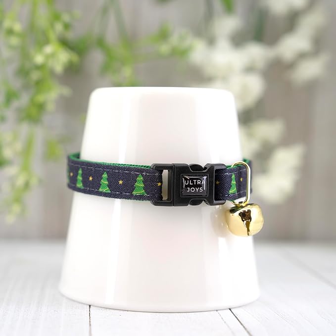 Ultra Joys Cat Collar with Bells - Breakaway for Kittens & Cats - Christmas Tree Small