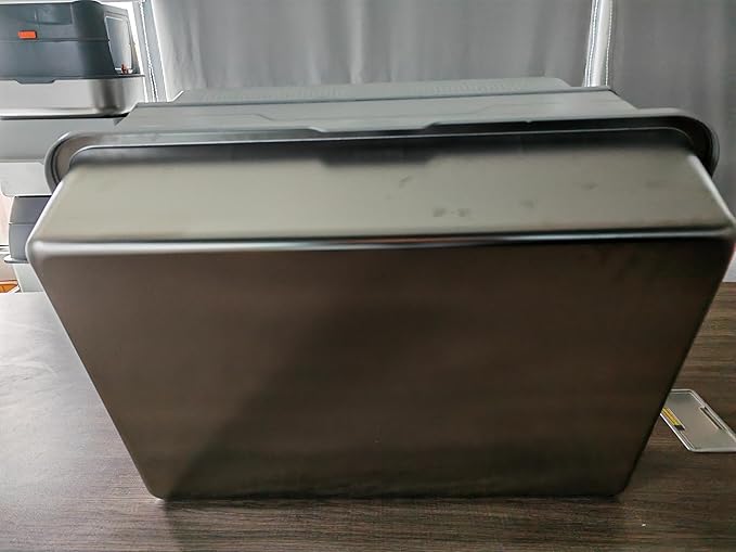 Extra Large Stainless Steel Litter Box with Lid, 28"L x 20"W x 17"H XXXL Enclosed Metal Cat Litter Box with Litter Scoop & Foot Pedal, Odor Control,Easy Cleaning for Big Cats, Multiple Cats