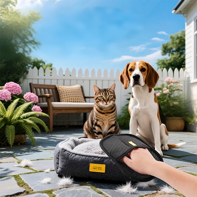 1 PCS Pet Hair Removal Gloves,Reusable Lint Roller for Furniture, Car, Clothes & Carpets ，Cat & Dog Hair Remover Tool with Ergonomic Grip